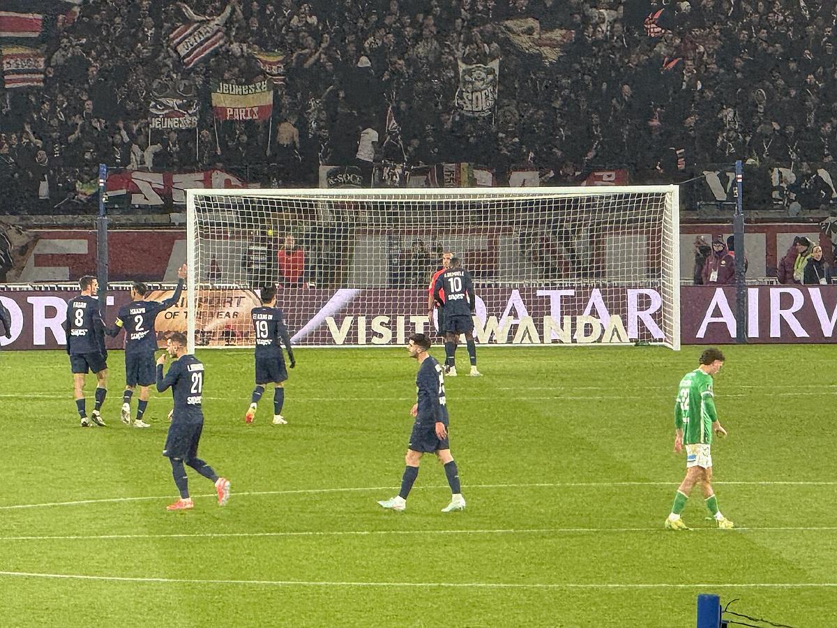 登贝莱伤病史与复出韧性:从玻璃人到铁人的蜕变之路